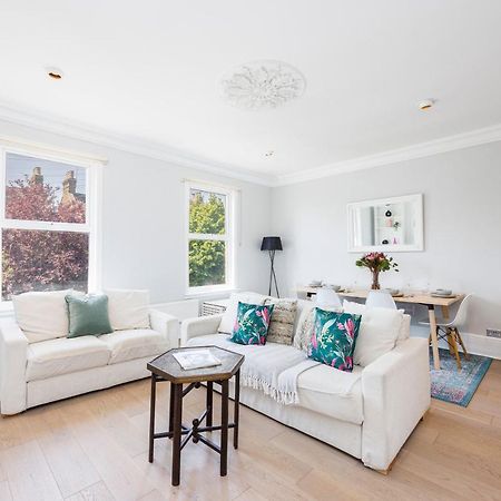Welcomestay Colliers Wood Two Bed Apartment - Home Away From Home Londra Esterno foto