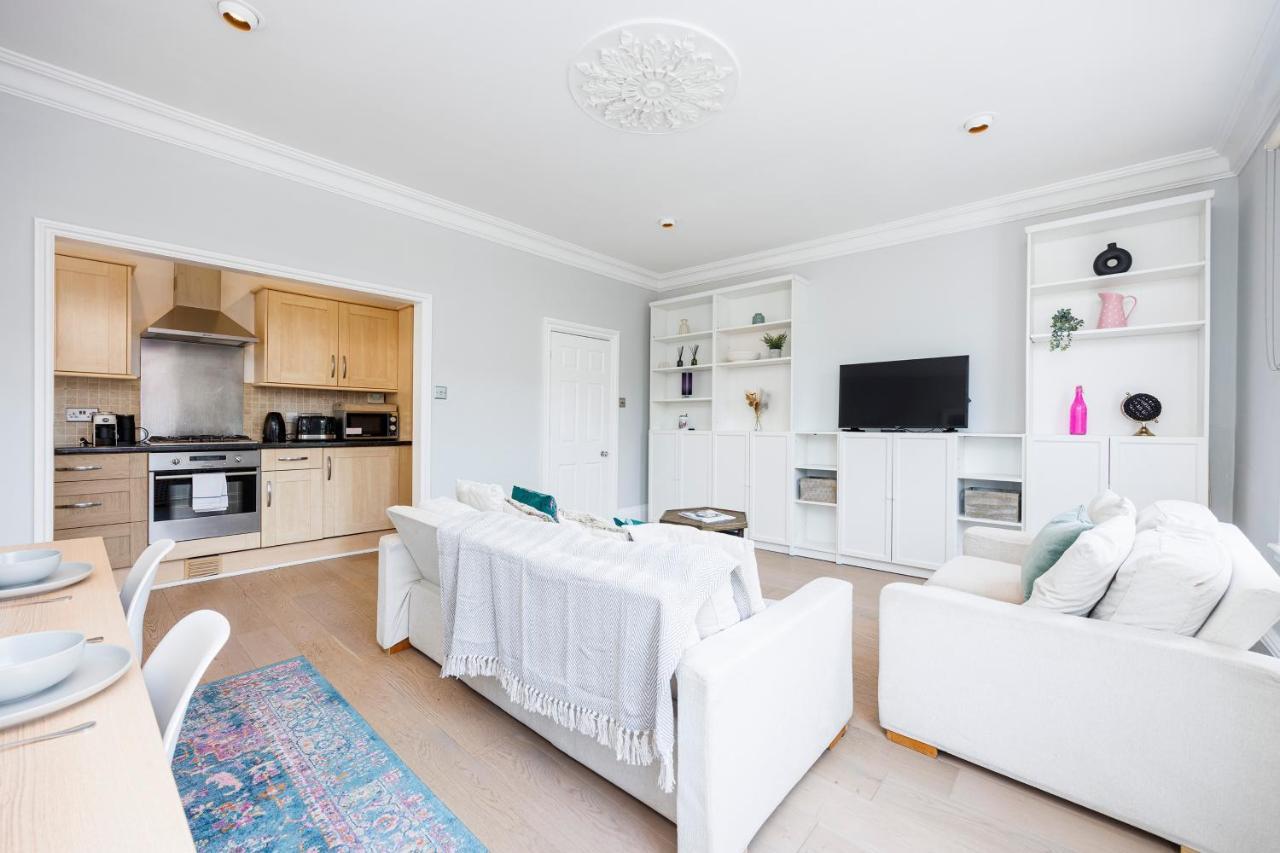 Welcomestay Colliers Wood Two Bed Apartment - Home Away From Home Londra Esterno foto